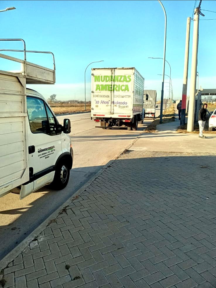 Mudanzas a todo el país y de larga distancia desde Rosario
